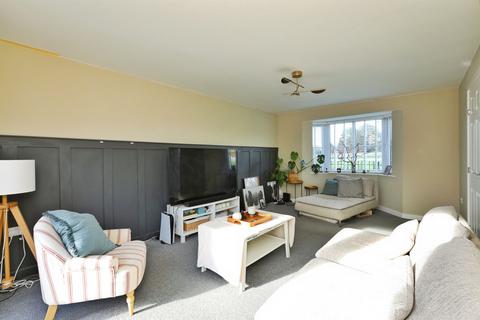 undefined, Sceptre Avenue, Bessacarr, DONCASTER