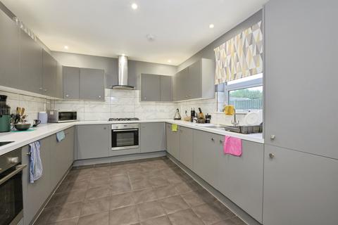 6 bedroom semi-detached house for sale, Waterloo Road, Peterborough