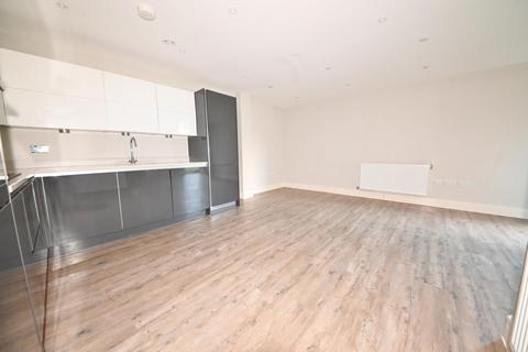 1 bedroom apartment for sale, Somerset Road, Teddington TW11