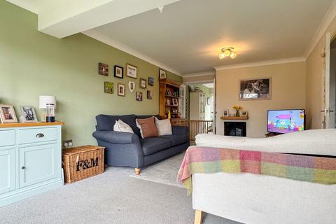 3 bedroom semi-detached house for sale, Arle Gardens, Alresford