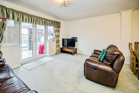 undefined, Leys Close, Aylesbury