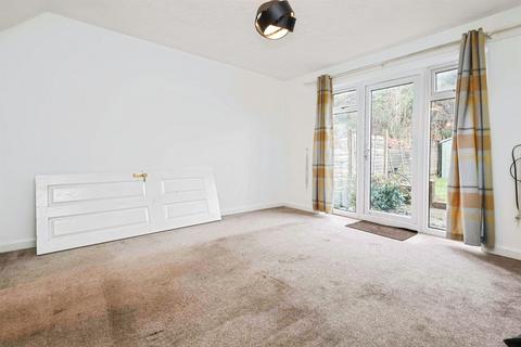 2 bedroom terraced house for sale, Sandpiper Close, Wollescote, Stourbridge