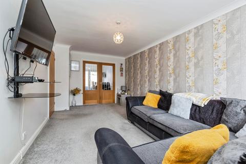 3 bedroom detached house for sale, Gainsborough Crescent, Billingham