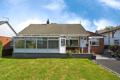 2 bedroom detached bungalow for sale, Landseer Avenue, Chapel St. Leonards, Skegness