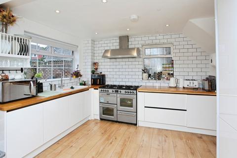 5 bedroom semi-detached house for sale, Wavell Close, Llanishen, Cardiff