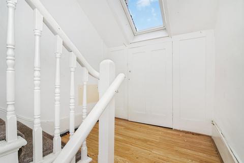 1 bedroom flat for sale, Carisbrooke Road, St. Leonards-On-Sea