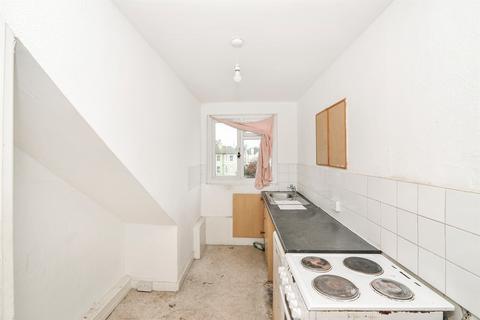 1 bedroom flat for sale, Carisbrooke Road, St. Leonards-On-Sea