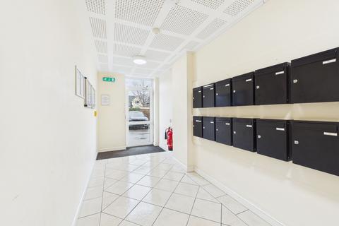 2 bedroom apartment for sale, Pines Court, Mansfield Road, Woodthorpe, Nottingham
