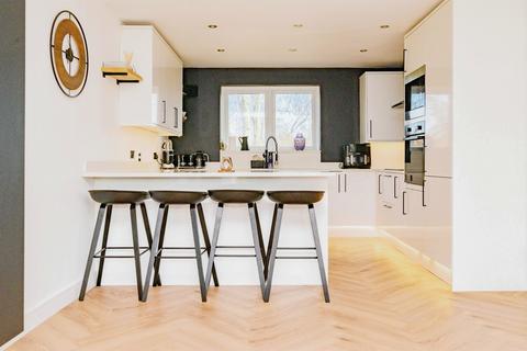 2 bedroom flat for sale, London Road, Hemel Hempstead