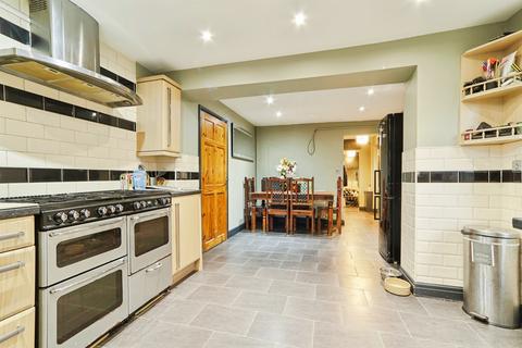 undefined, Swincar Avenue, Yeadon, Leeds