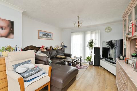 undefined, Tarrant, Peterborough