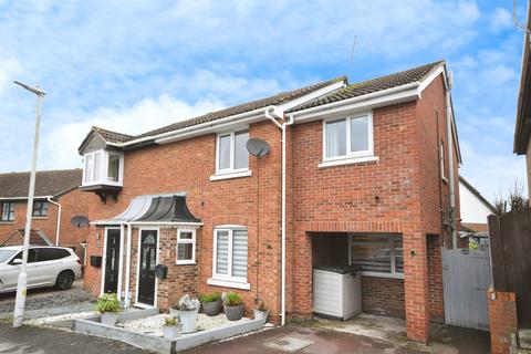 4 bedroom semi-detached house for sale, Portman Drive, Billericay