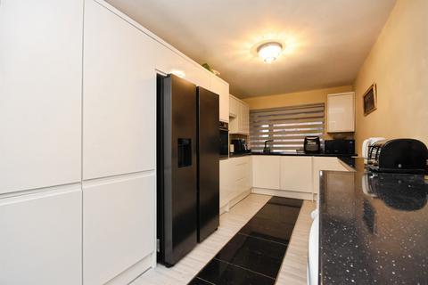 4 bedroom semi-detached house for sale, Portman Drive, Billericay