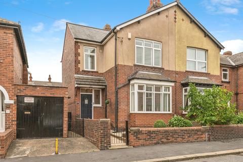 undefined, Bromley Mount, Wakefield