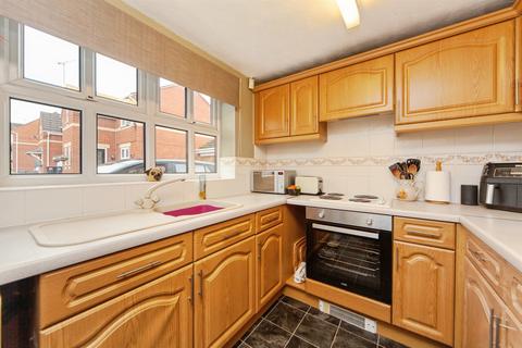 4 bedroom detached house for sale, Manna Drive, Elton, Chester