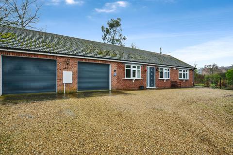 4 bedroom detached bungalow for sale, Main Road, West Keal, SPILSBY