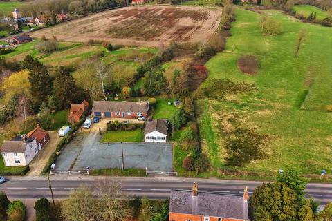 4 bedroom detached bungalow for sale, Main Road, West Keal, SPILSBY