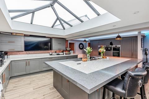 undefined, Court Farm Road, Longwell Green, Bristol