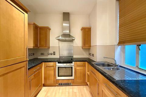 1 bedroom apartment to rent, Exeter
