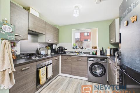 4 bedroom semi-detached house for sale, Razorbill Way, Walsall, WS3