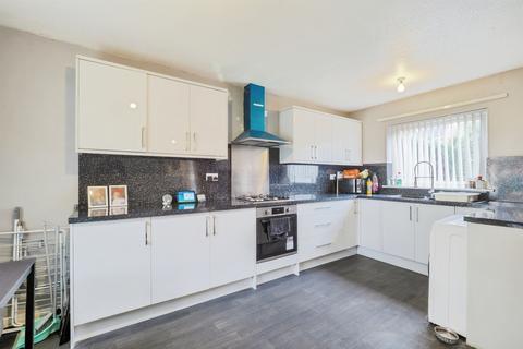 3 bedroom semi-detached house for sale, Barnstaple Road, SCUNTHORPE