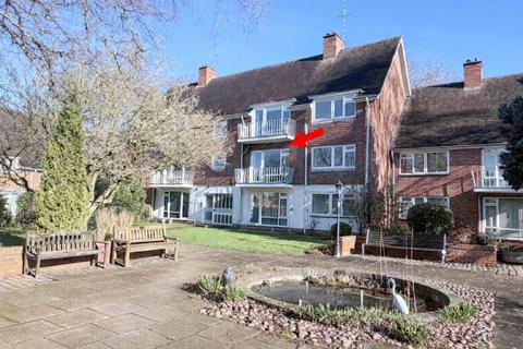 2 bedroom flat for sale, Archery Fields, Bridge End, Warwick