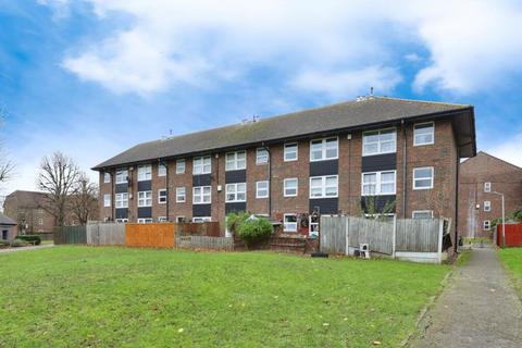 Veronica Close, Romford, RM3