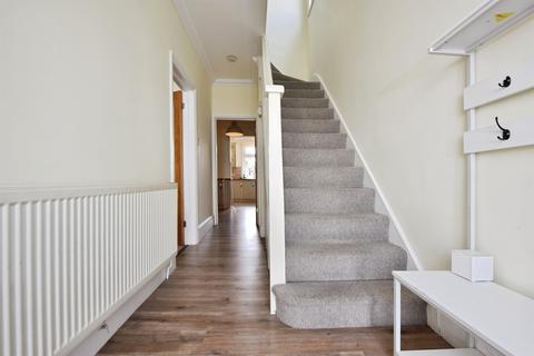 undefined, Dundonald Drive, LEIGH-ON-SEA