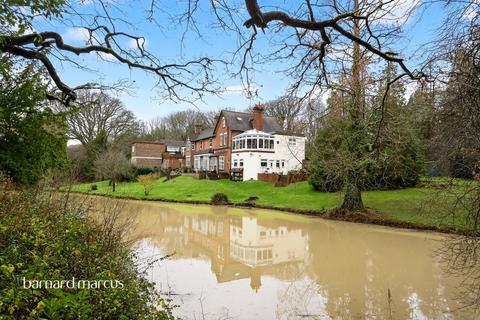 2 bedroom flat for sale, Carlton Road, South Godstone, GODSTONE