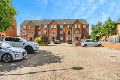 Ashburnham Road, Bedford
