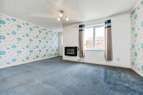 2 bedroom flat for sale, Ashburnham Road, Bedford