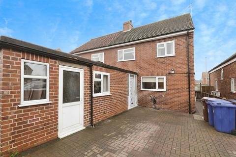 4 bedroom semi-detached house for sale, Turnhead Crescent, Barlby, Selby