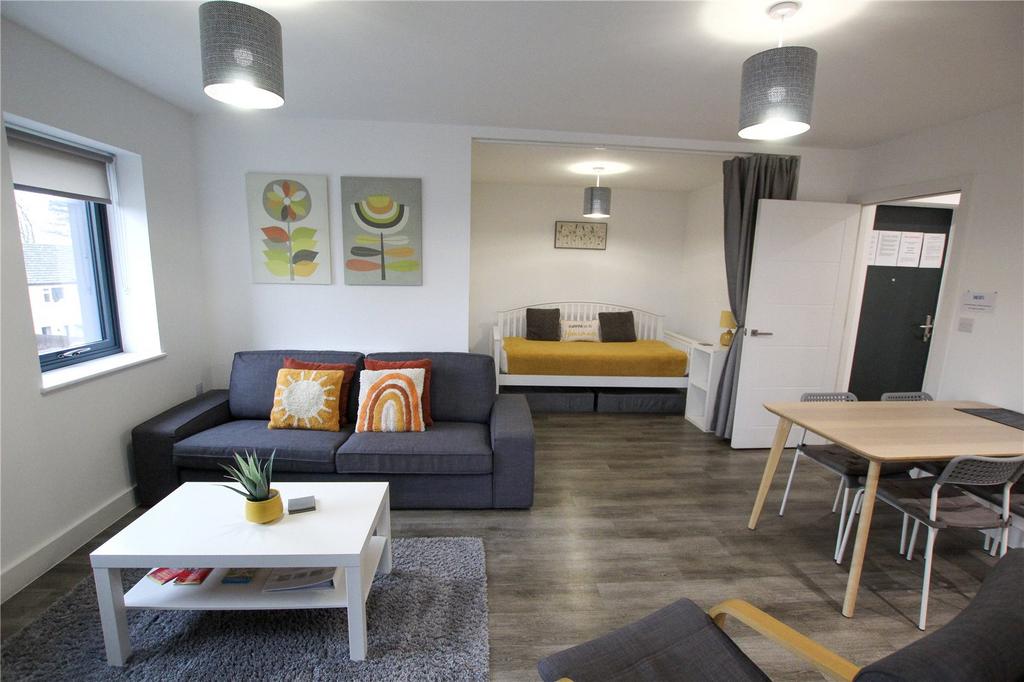Open Kitchen/Living/Dining