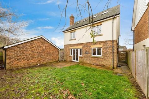 5 bedroom detached house for sale, Woods Avenue, Hatfield