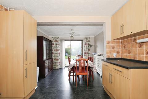 3 bedroom semi-detached house for sale, Eastern Avenue, Peterborough