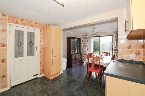 3 bedroom semi-detached house for sale, Eastern Avenue, Peterborough
