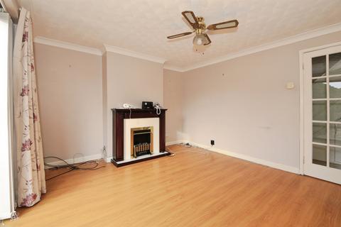 3 bedroom semi-detached house for sale, Eastern Avenue, Peterborough