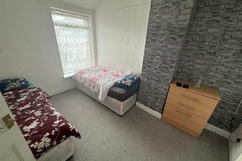 2 bedroom house for sale, Gresham Road, Middlesbrough TS1