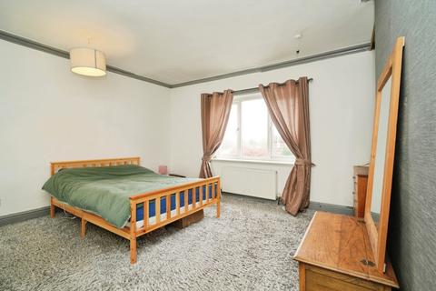 5 bedroom end of terrace house for sale, Acresfield Road, Greater Manchester M6