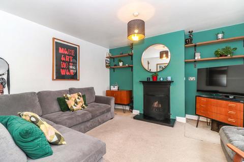 4 bedroom semi-detached house for sale, Mead Way, Bushey WD23