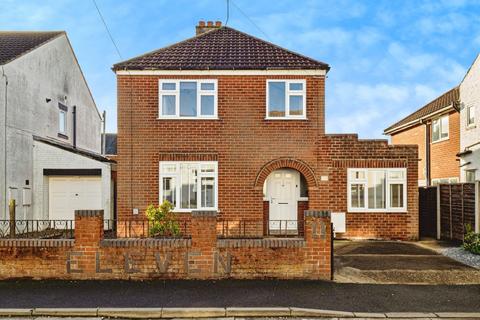 3 bedroom detached house for sale, Norwood Grove, Beverley