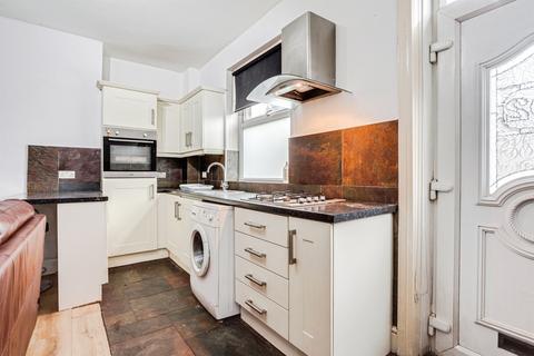 2 bedroom semi-detached house for sale, Old Bank Road, Earlsheaton, Dewsbury