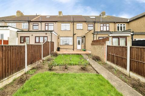 3 bedroom terraced house for sale, Rothbury Avenue, Rainham