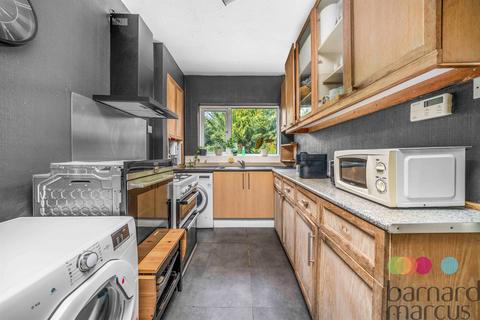 2 bedroom flat for sale, Nether Street, London