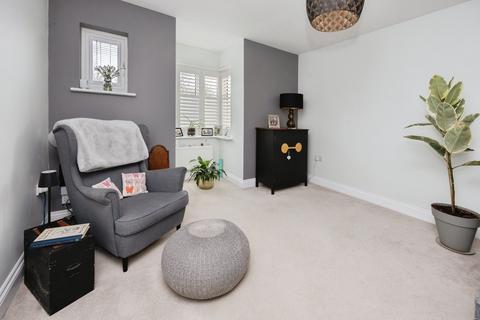 4 bedroom detached house for sale, David Henderson Avenue, Ashford, TN23 3