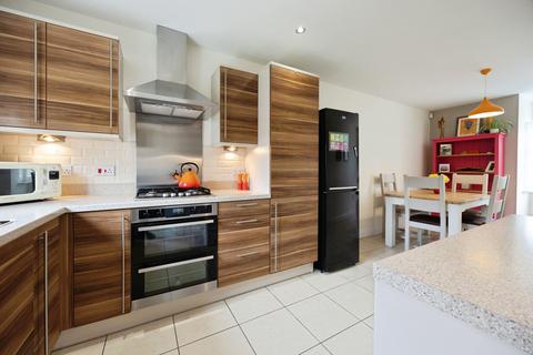 4 bedroom detached house for sale, David Henderson Avenue, Ashford, TN23 3