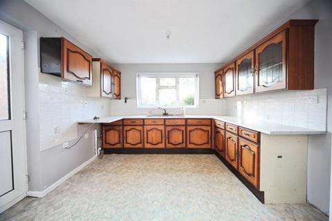 3 bedroom semi-detached house for sale, Lalleford Road, Luton