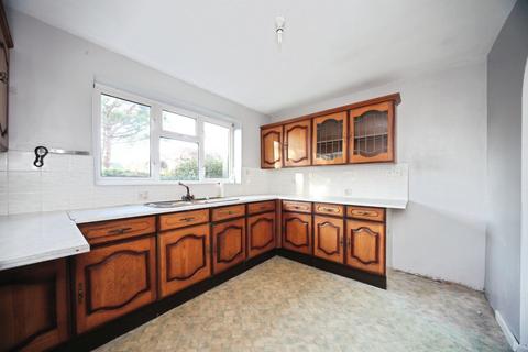 3 bedroom semi-detached house for sale, Lalleford Road, Luton