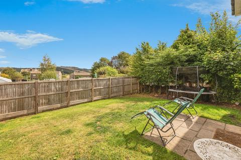 4 bedroom detached house for sale, St. Marys Avenue, Netherthong, Holmfirth