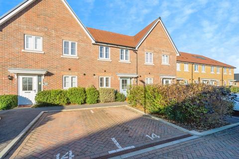 2 bedroom terraced house for sale, Bowles Close, North Bersted, Bognor Regis